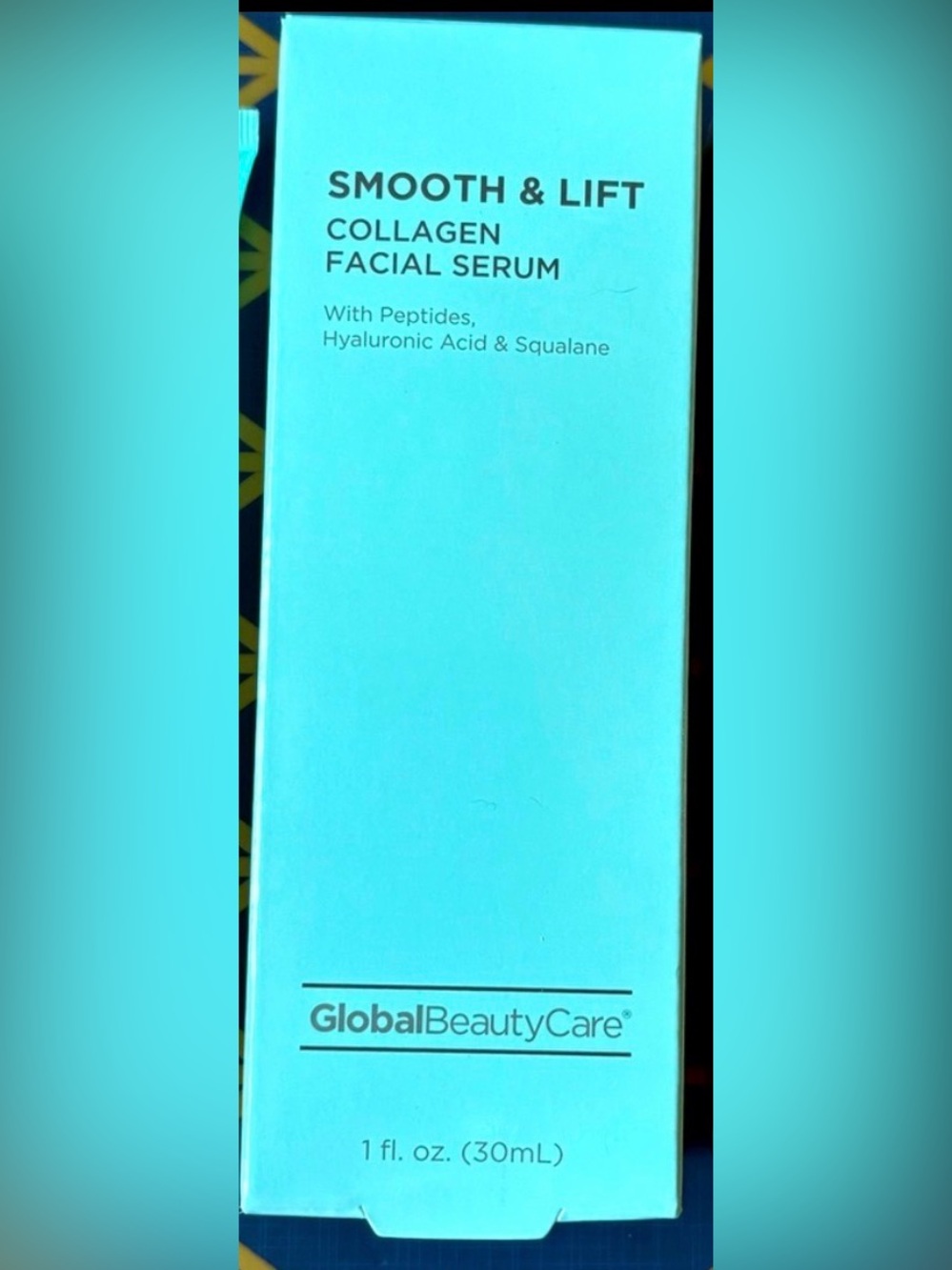 SMOOTH & LIFT COLLAGEN FACIAL SERUM
With Peptides, Hyaluronic Acid & Squalane